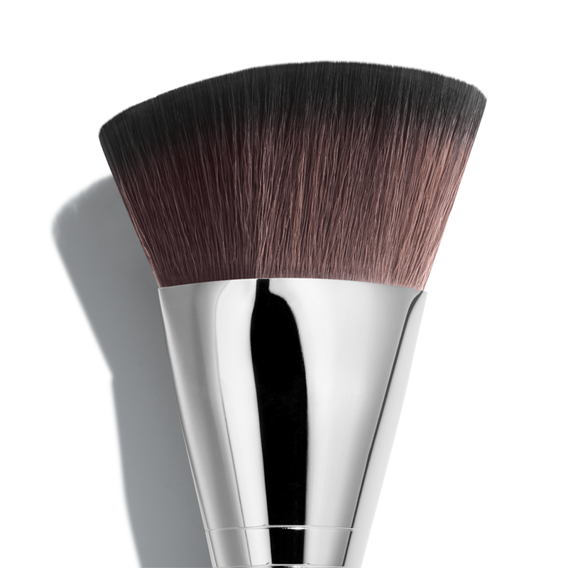 Image of HD Skin Foundation Brush 109