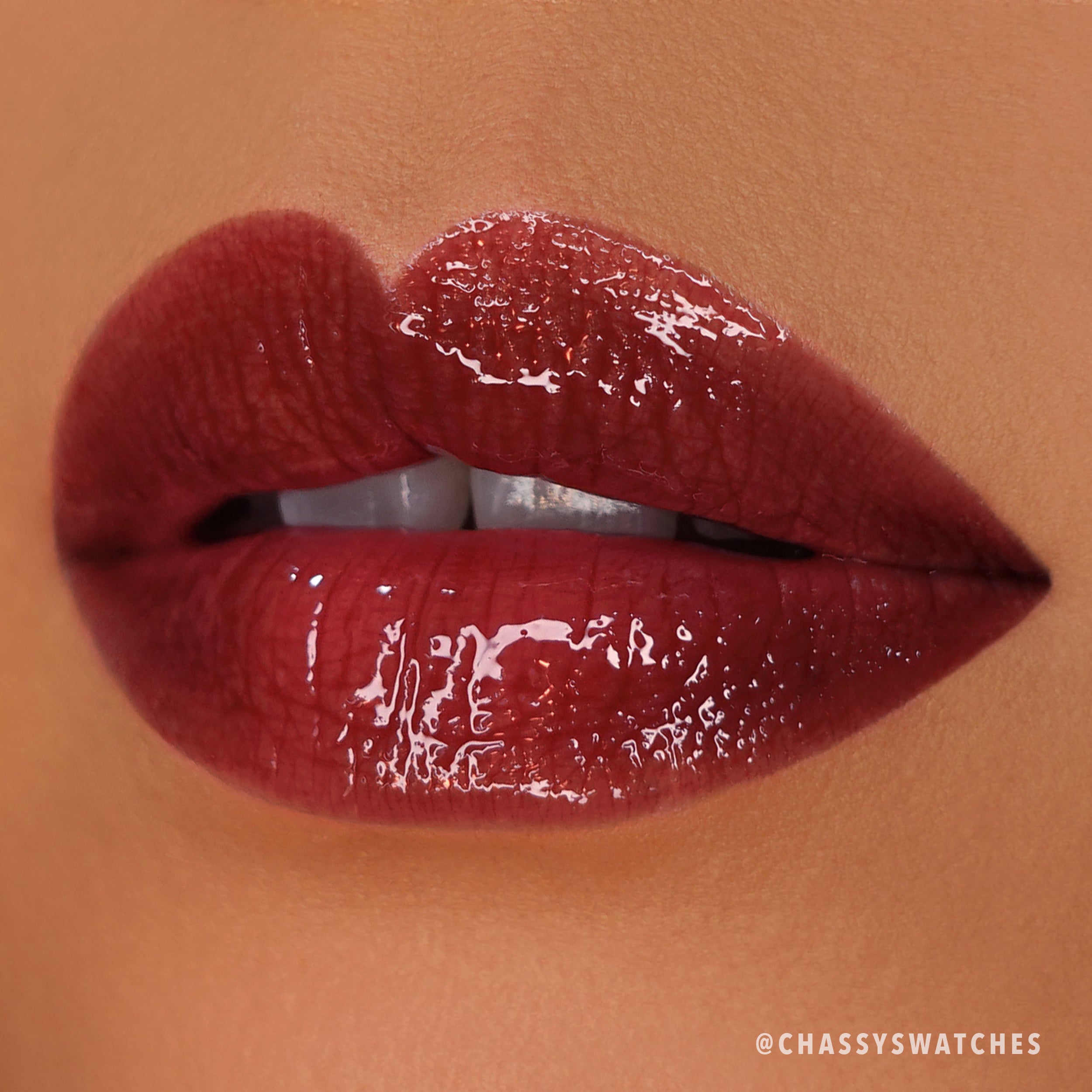 Image of Glow Getter Hydrating Lip Oil 015 Teaberry