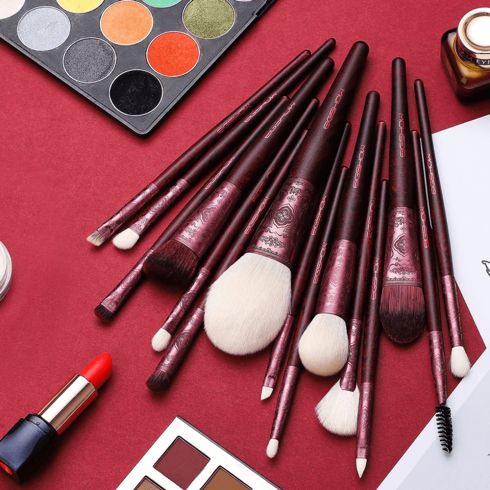 Image of Splendid Series Red Flying Apsaras Makeup Brush Set 15 Pcs
