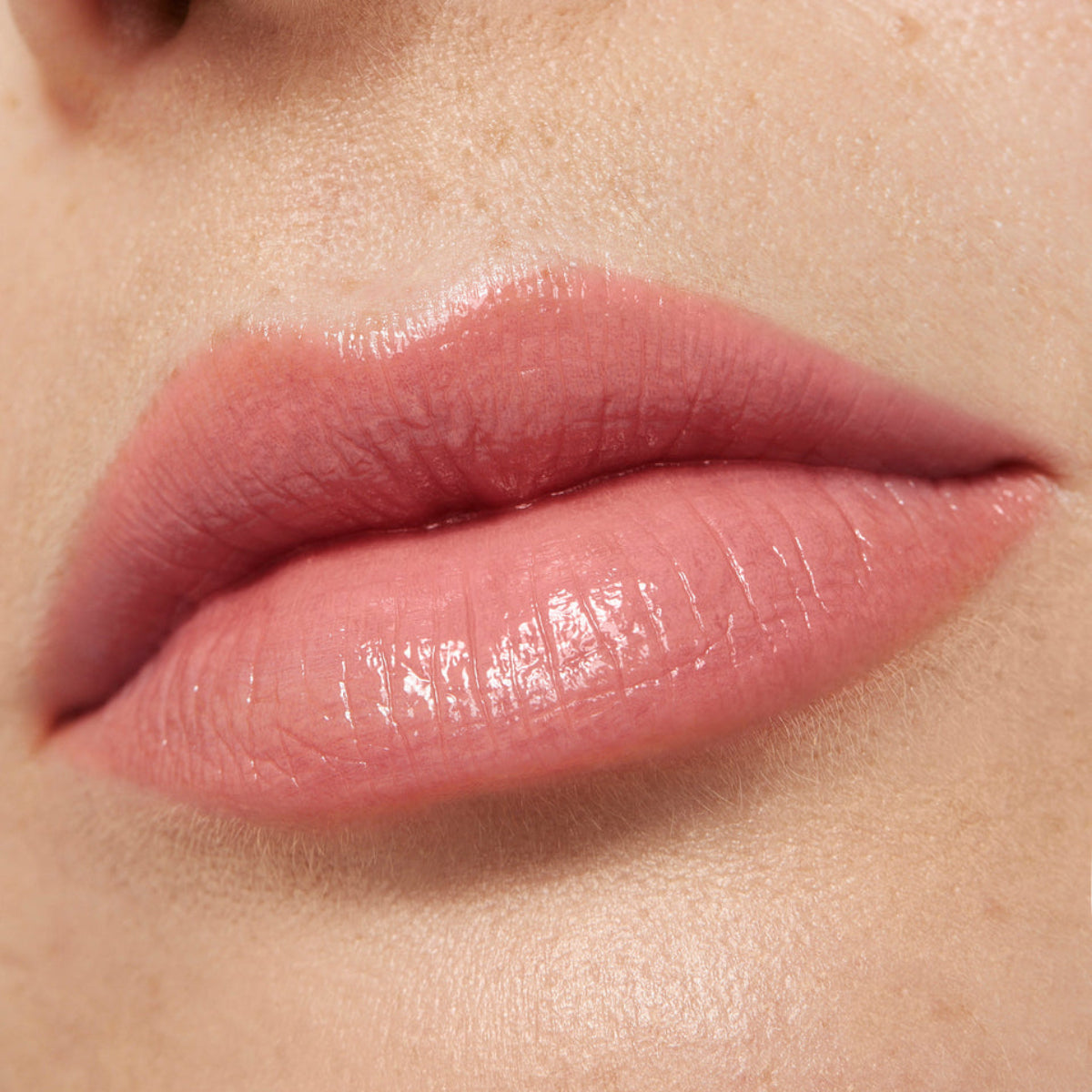 Scribble Stick Glossy Lip Crayon Whipd Cream